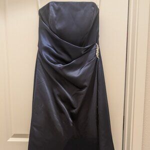 A-line; Navy blue gown; Size 10